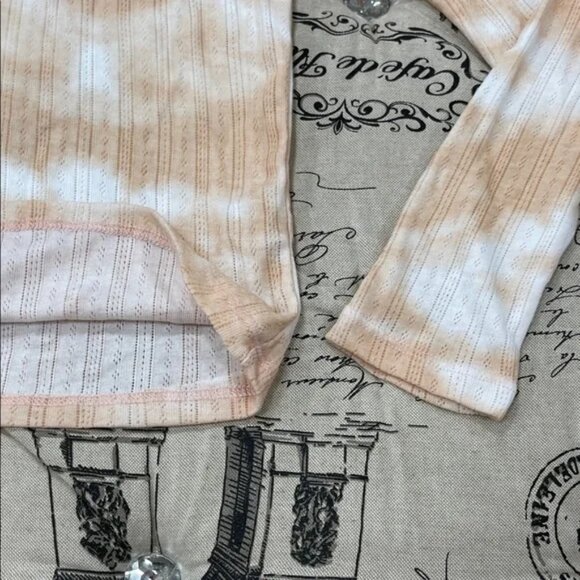 Poof Women's Knit Tie-Dye Long Sleeve Top - Picture 4 of 8
